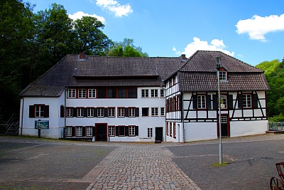 Bergisch_Gladbach_Papiermuseum.jpg