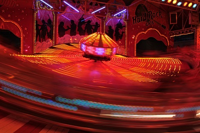 Auf_der_Kirmes.jpg