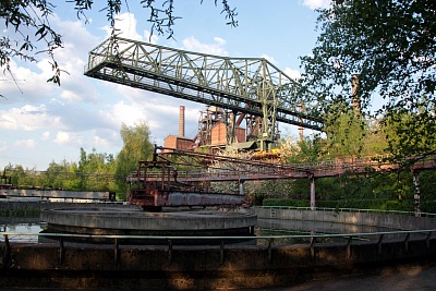 Krokodil_Hochofen_Landschaftspark_Duisburg.jpg
