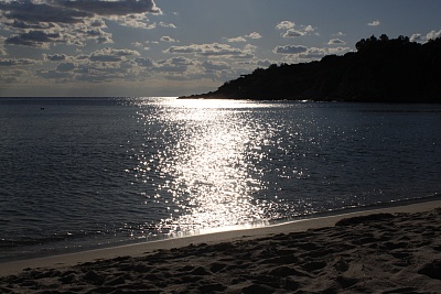 Strand_auf_Elba_im_Abendlicht.jpg