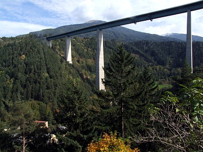 Europabruecke_Innsbruck.jpg