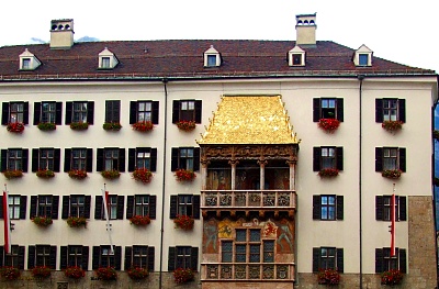 Innsbruck_Goldenes_Dach.jpg